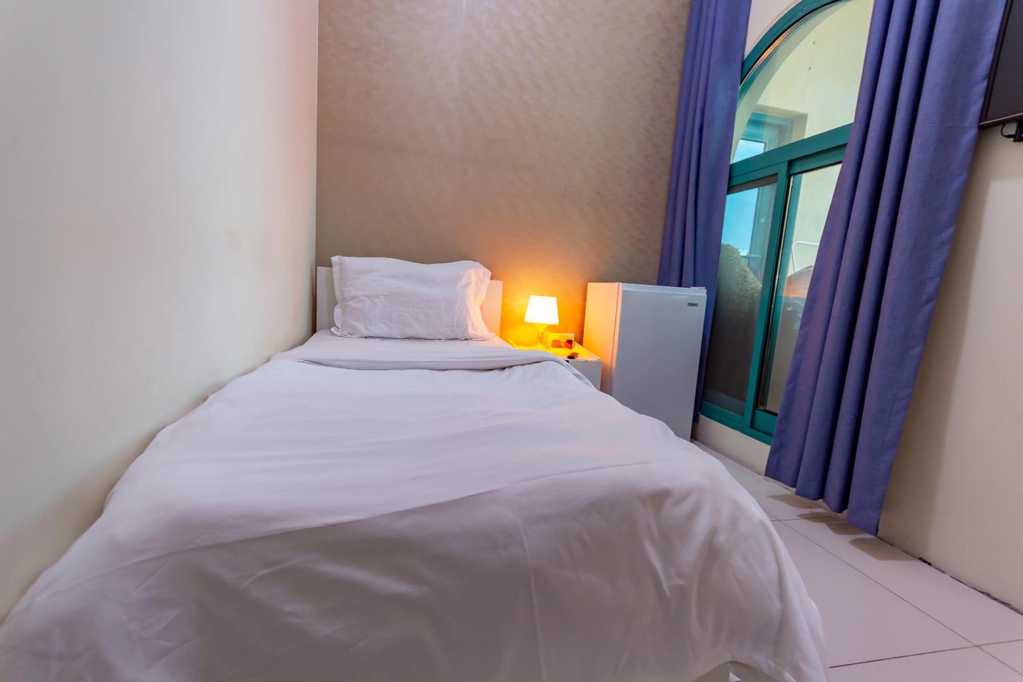 Nice Single Rooms For "Girls" Only In Dubai, Marina Exteriér fotografie