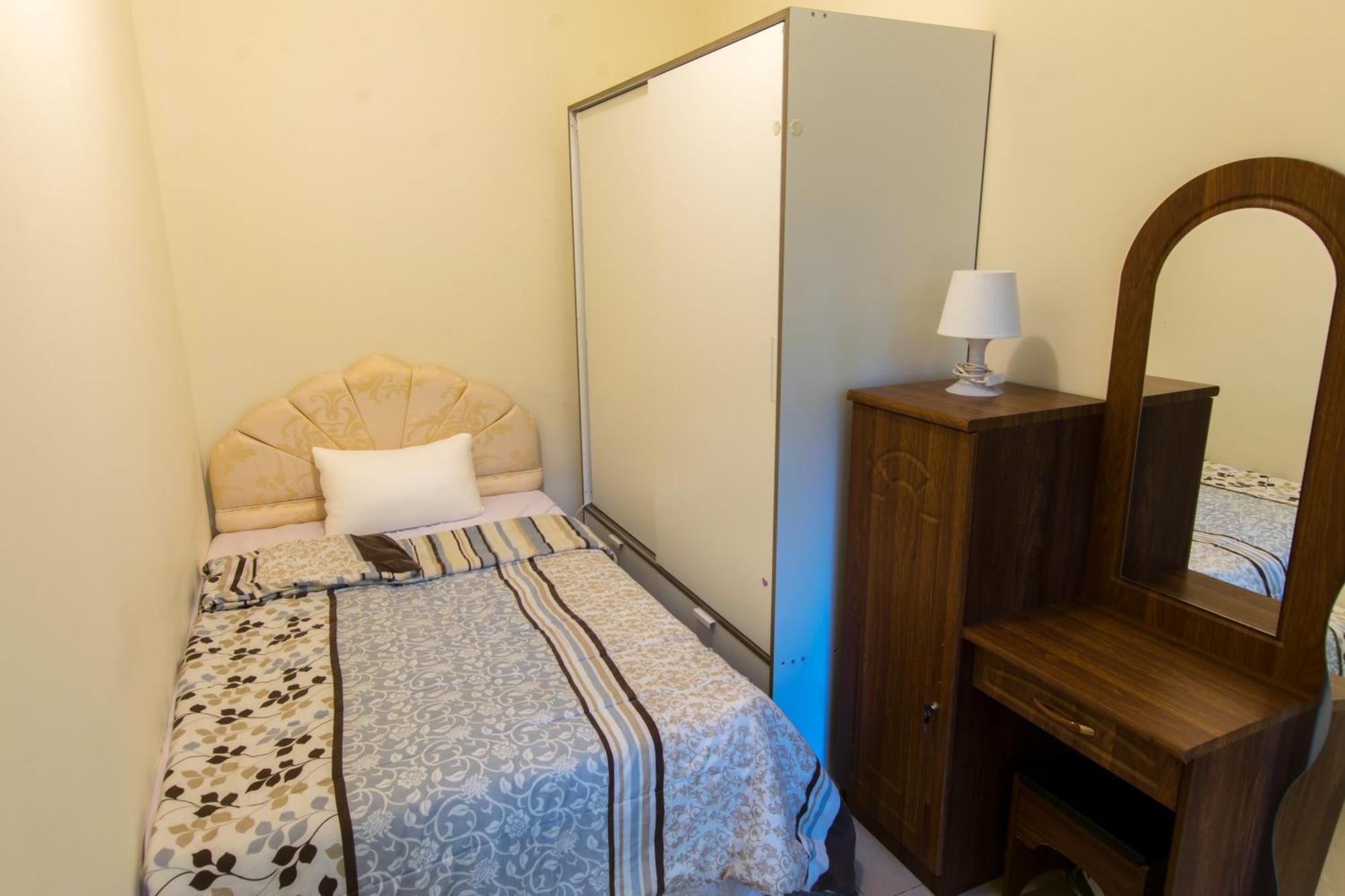 Nice Single Rooms For "Girls" Only In Dubai, Marina Exteriér fotografie
