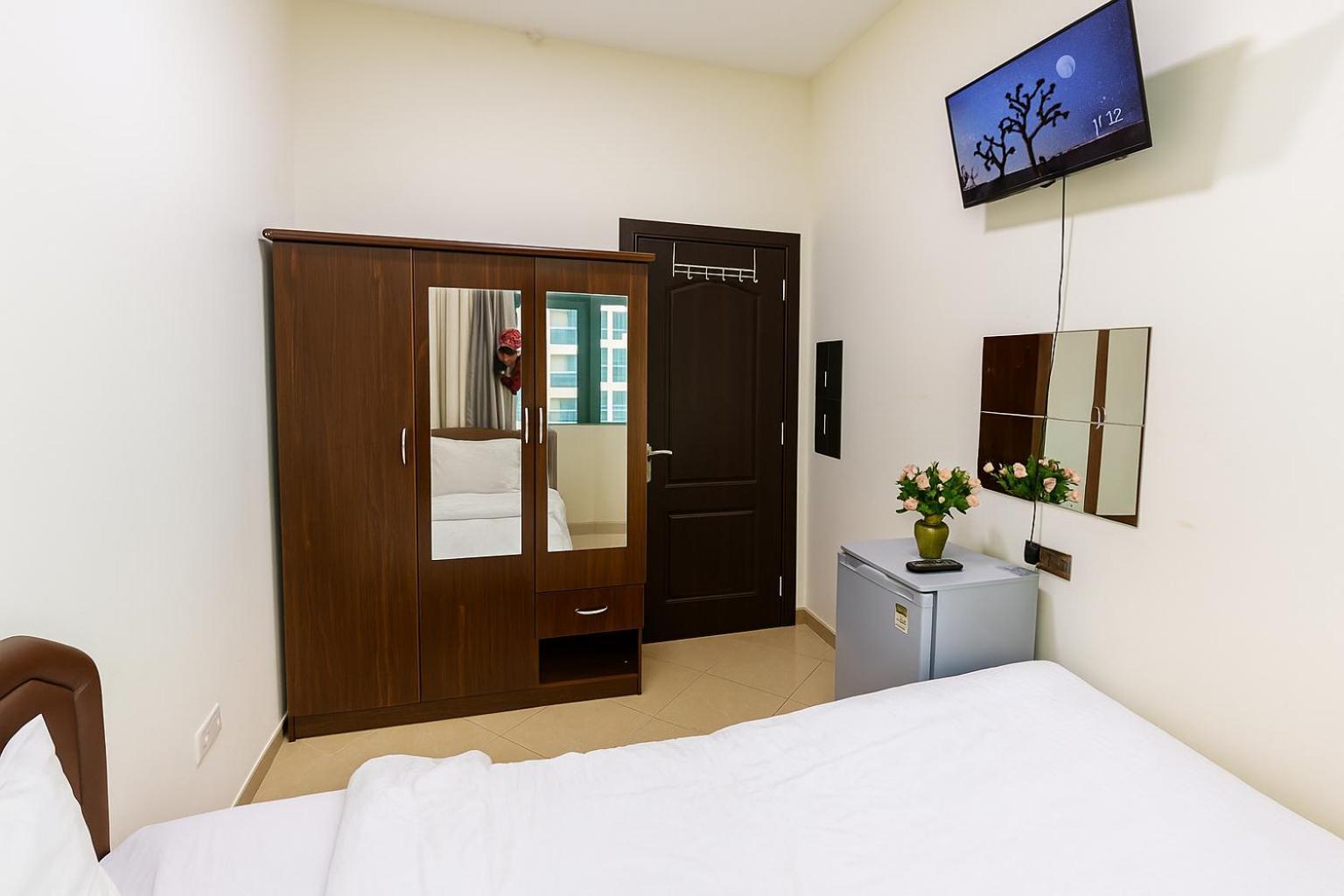 Nice Single Rooms For "Girls" Only In Dubai, Marina Exteriér fotografie