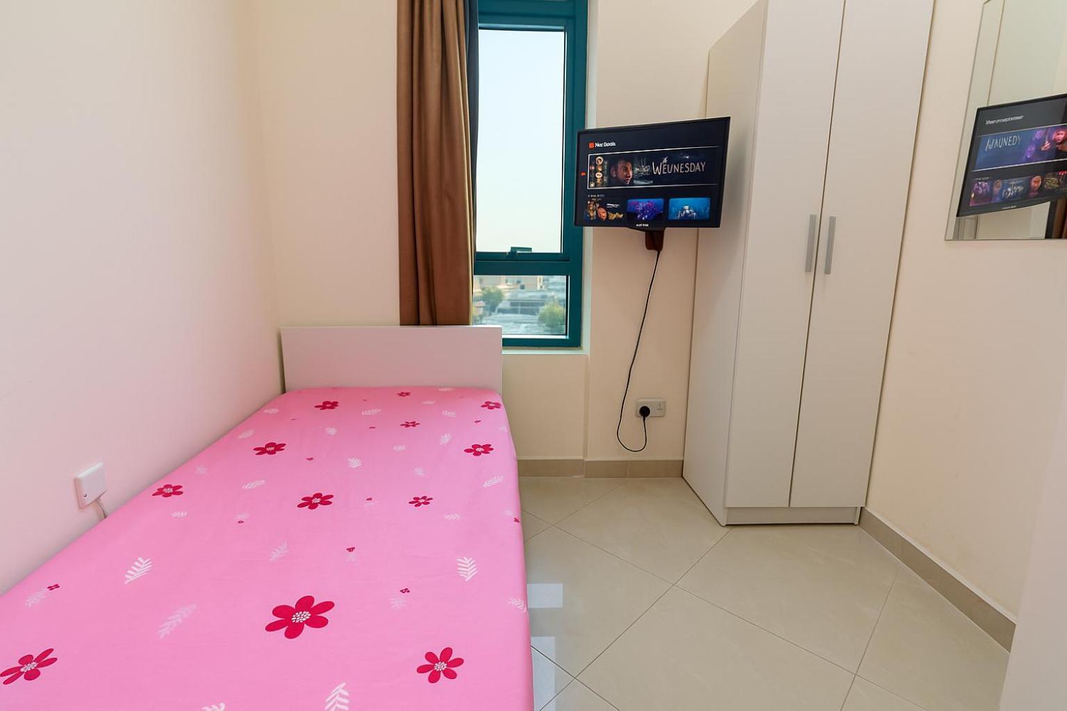 Nice Single Rooms For "Girls" Only In Dubai, Marina Exteriér fotografie
